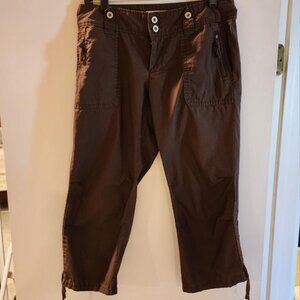 GAP Women Brown Cargo Pant Capri Size 6